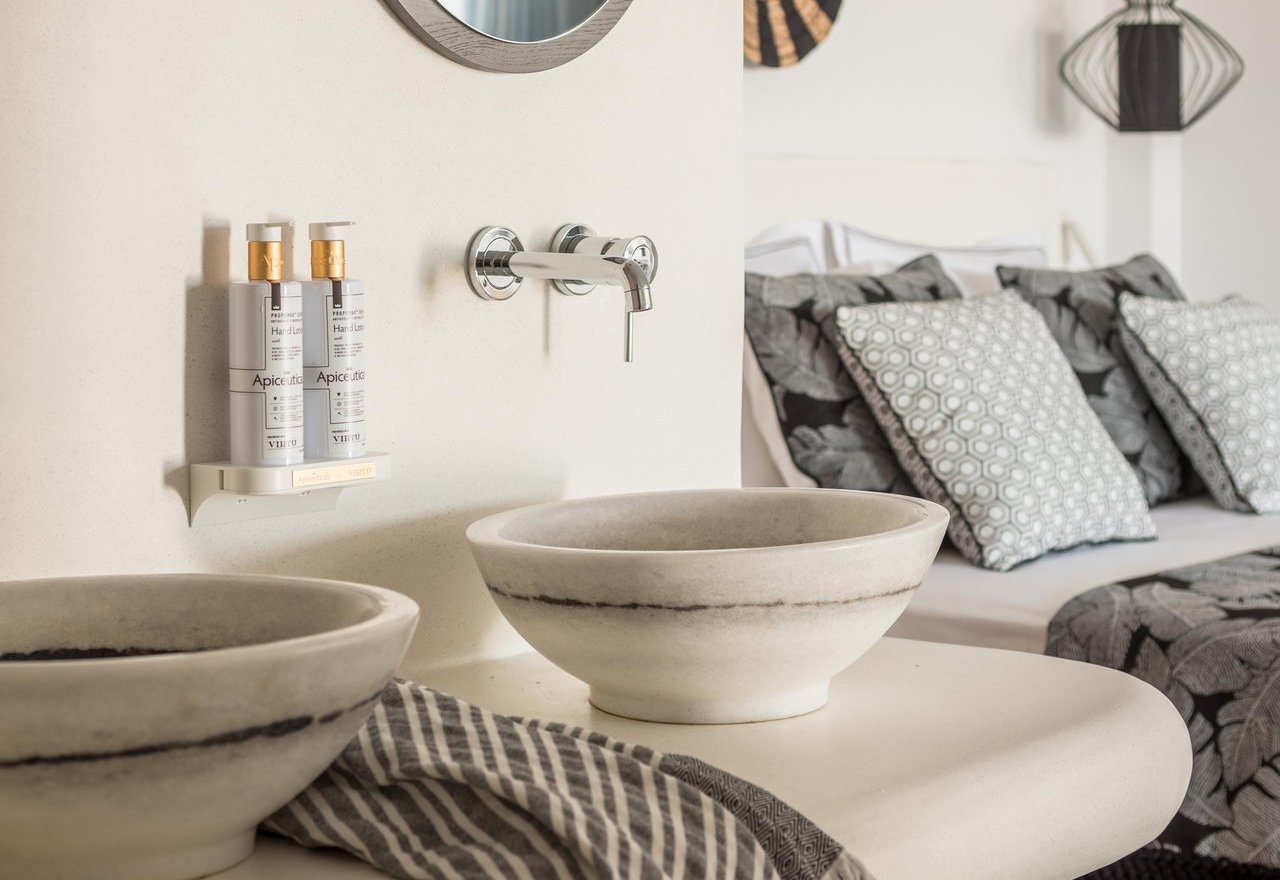 Deluxe Suite with Sea View