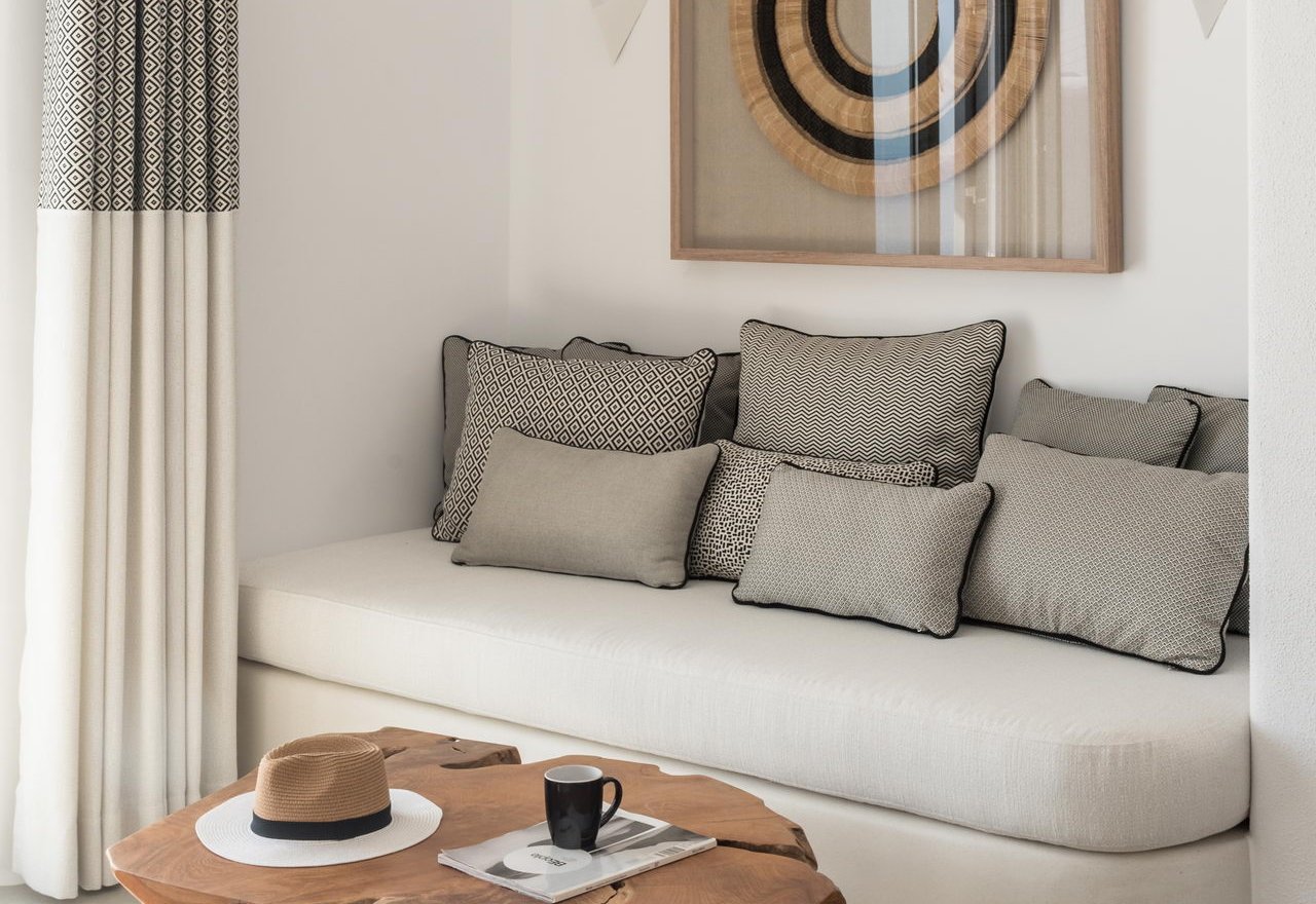 Deluxe Suite with Sea View