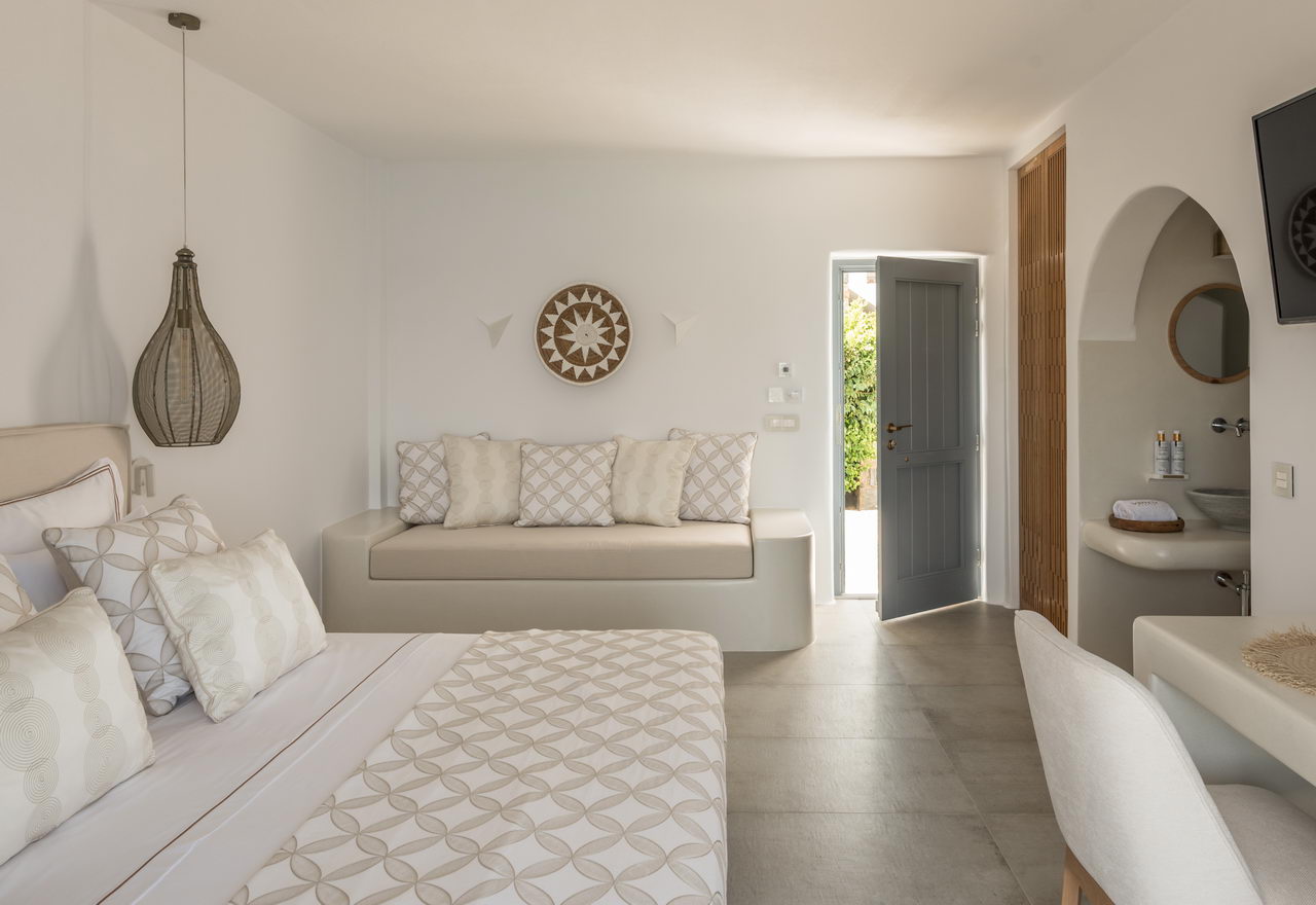 Deluxe Suite with Sea View